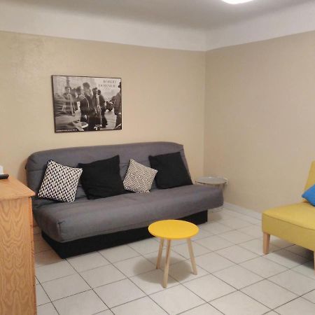 Beaucaire Studio Appartamento Esterno foto