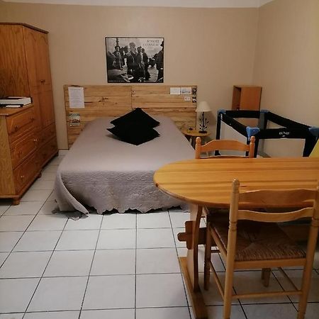 Beaucaire Studio Appartamento Esterno foto