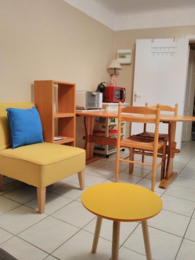 Beaucaire Studio Appartamento Esterno foto