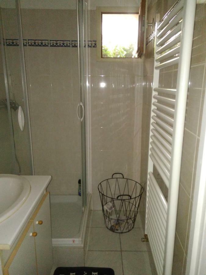 Beaucaire Studio Appartamento Esterno foto